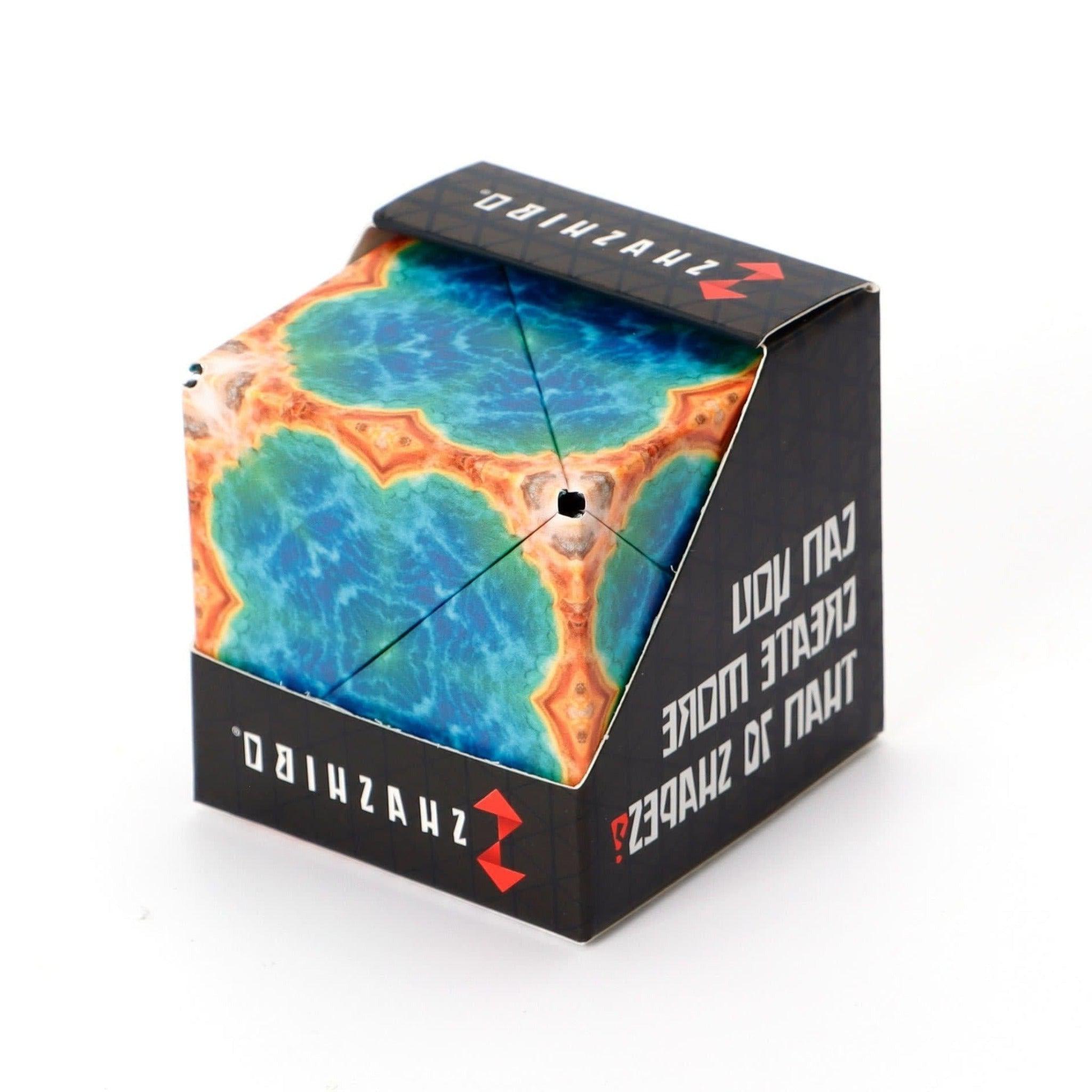 Fun in Motion-Shashibo - The Shape-Shifting Box!-SHA08EA-Earth-Legacy Toys