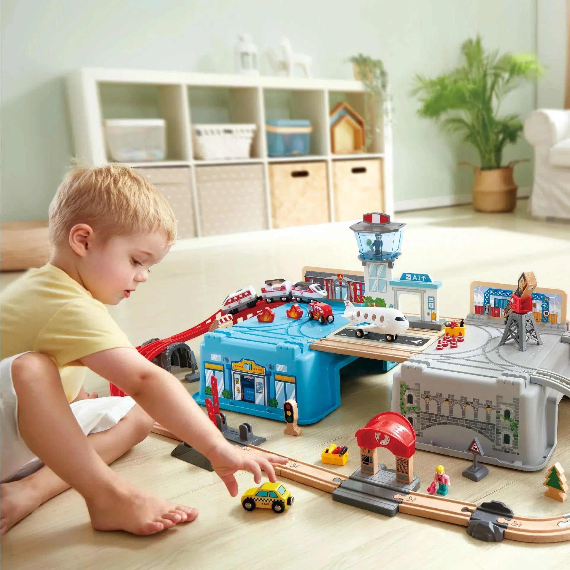 Playtive Railway Set Space Station Fun Game for Children : :  Toys