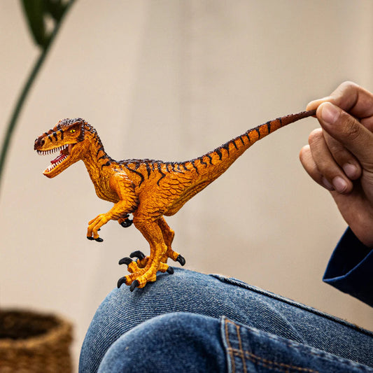 Schleich-Velociraptor-15045-Legacy Toys